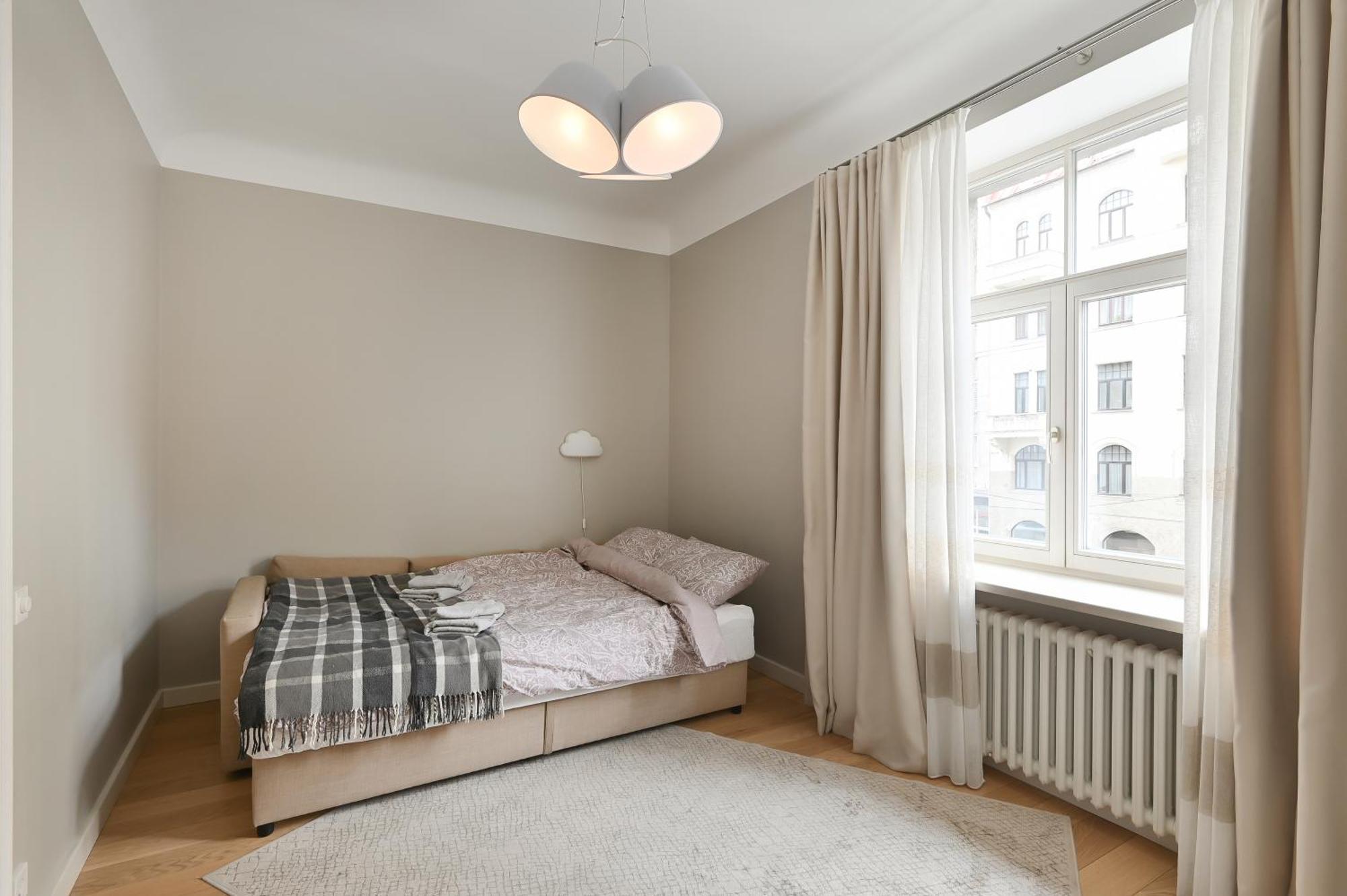 Modern 2-Bdrm Centre Apartment Riga Esterno foto