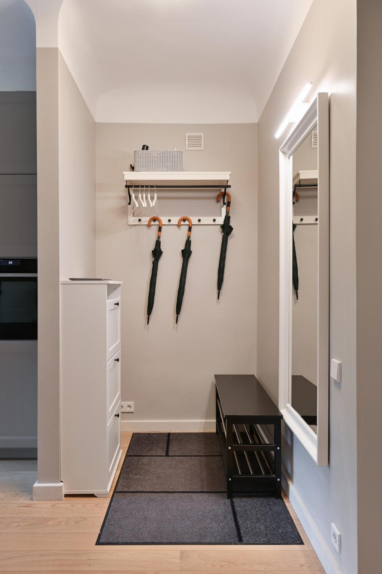 Modern 2-Bdrm Centre Apartment Riga Esterno foto